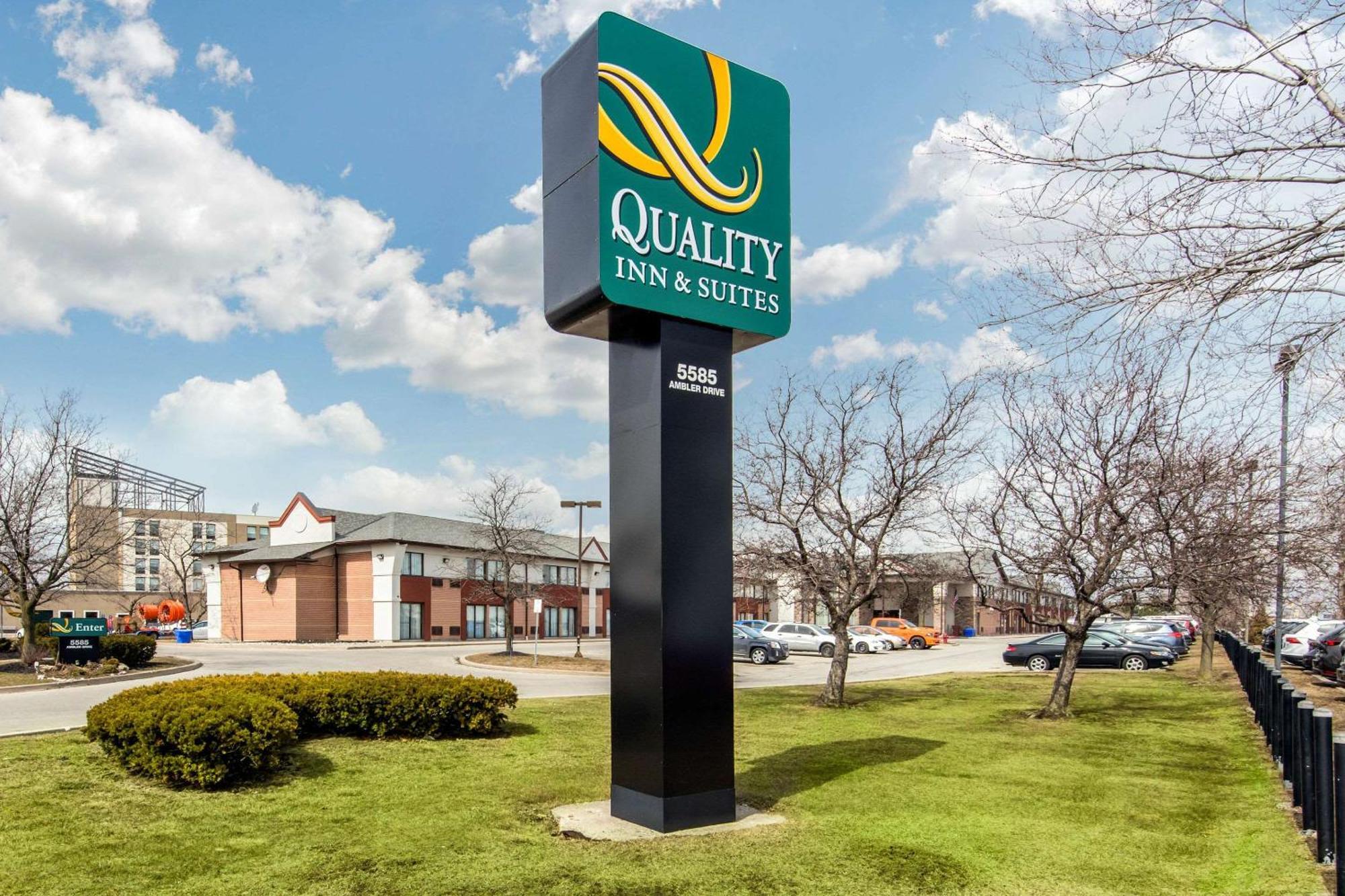 Quality Inn & Suites Mississauga Exterior foto