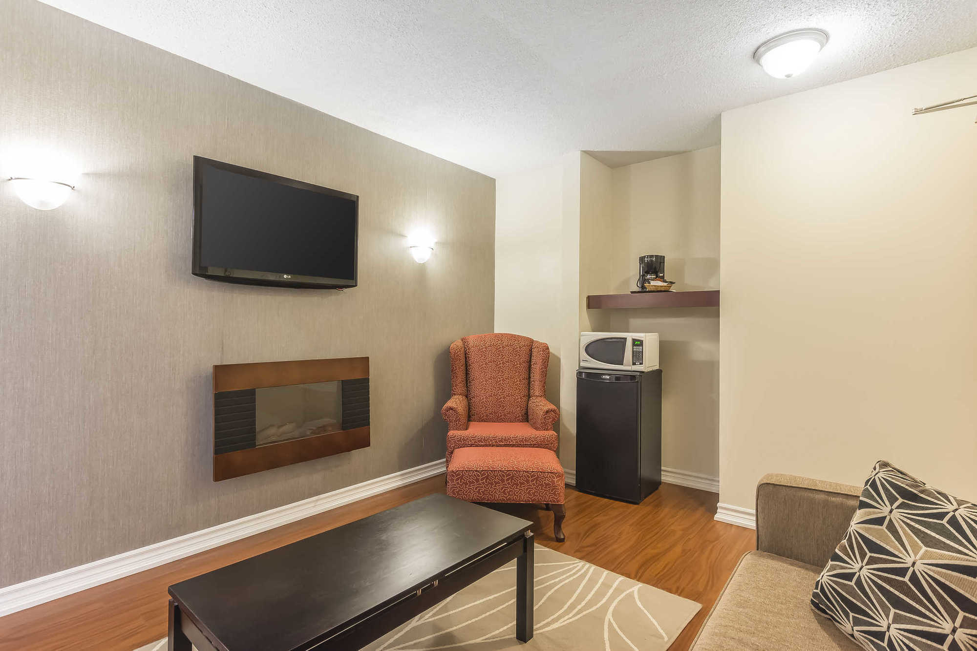 Quality Inn & Suites 5585 Ambler Drive Mississauga Ontario Quarto foto