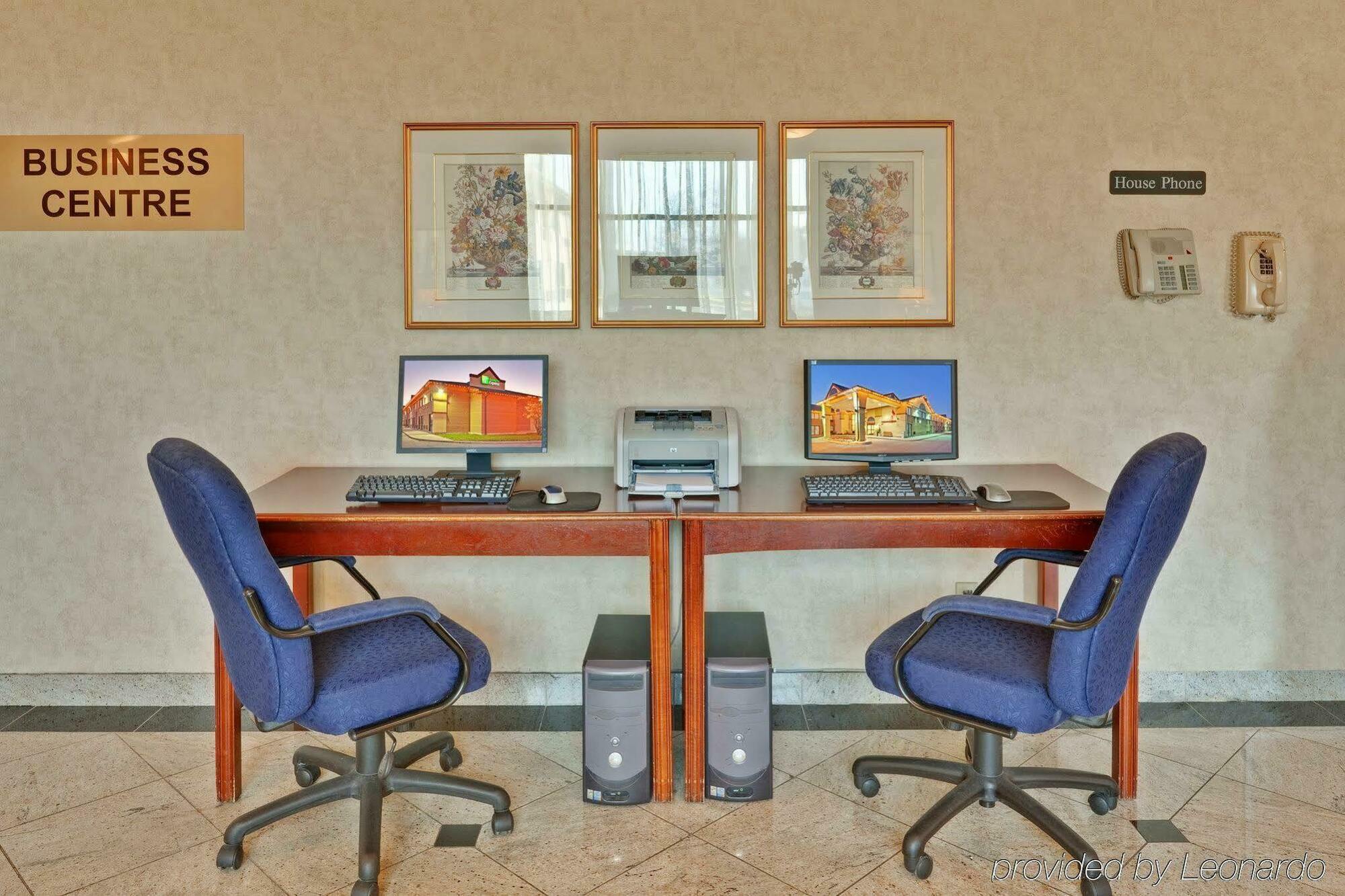 Quality Inn & Suites 5585 Ambler Drive Mississauga Ontario Instalações foto